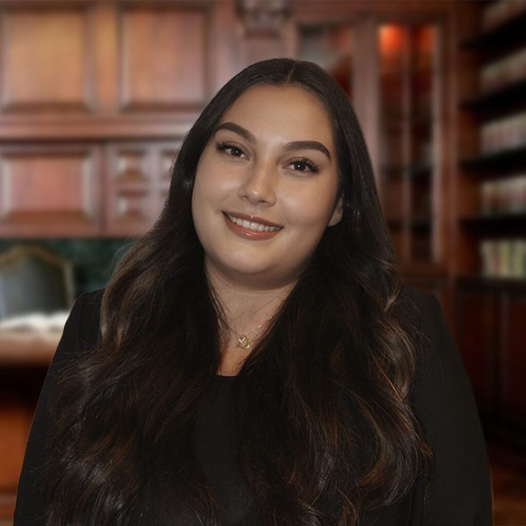 Bella Mendoza